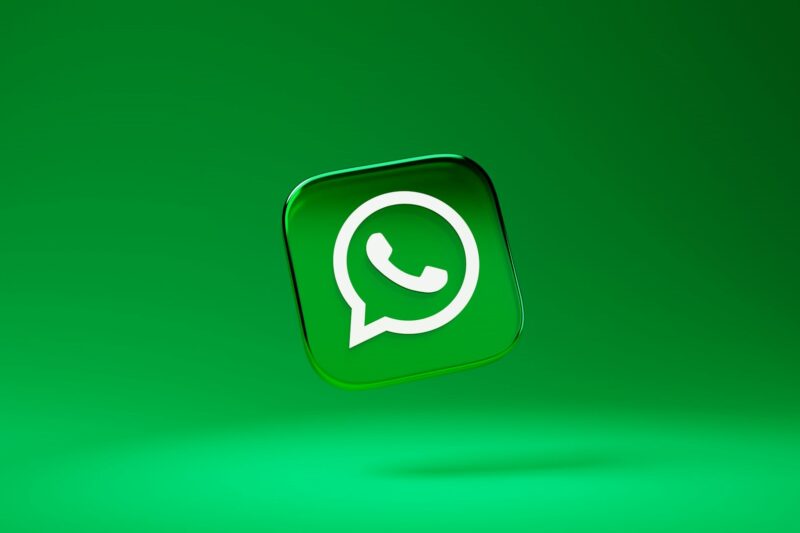 How to Use WhatsApp on Your Computer (and Web):  2 ways